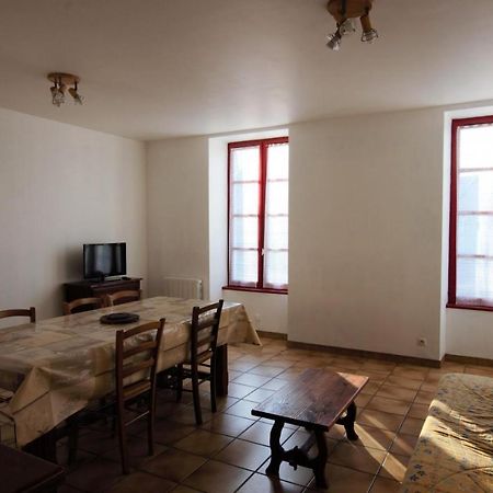 Gîte communal 148 Sainpuits Extérieur photo