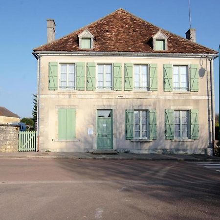 Gîte communal 148 Sainpuits Extérieur photo